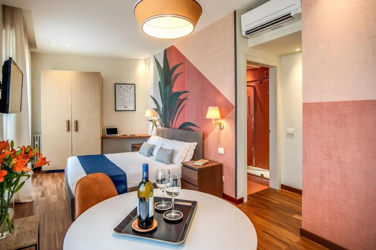 Milhouse Suites Duomo Милан Отель